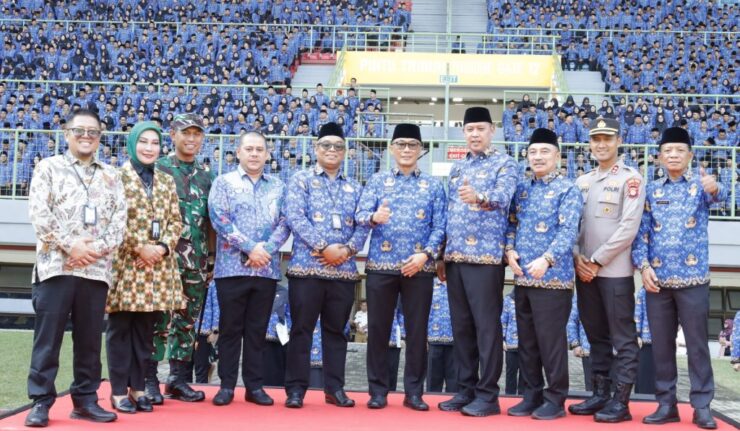 Bekasi Lantik ribuan PPPTK