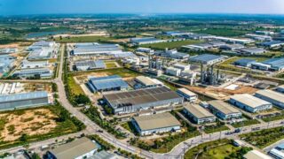 Kawasan industri di Bekasi (knic.co.id)